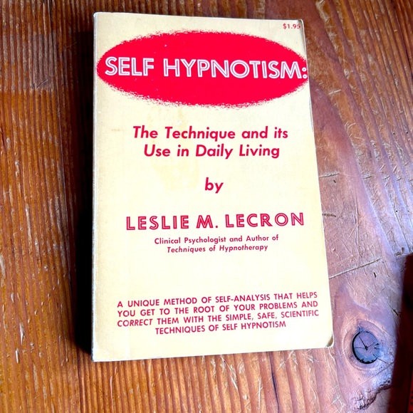 Other - Vintage self hypnotism book